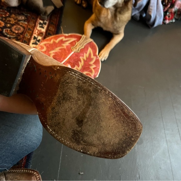 ARIAT Leather Western Boots 9 B Pull On Wine Taupe Square Toe - Picture 6 of 7